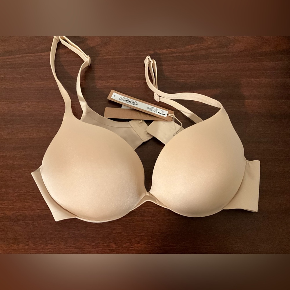 SKIMS Sand Push-up plunge bra 🎀